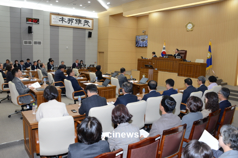제276회 예천군의회 제2차 정례회 개회