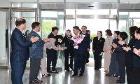 [독자기고] 화려한 취임식 초청되지 못한 사람들 